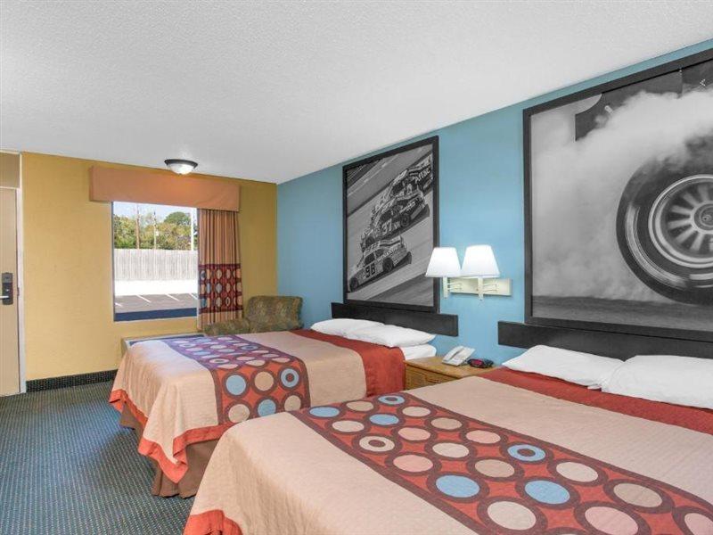 ซูเปอร์ 8 บาย วินด์แฮม ดันน์ Motel ภายนอก รูปภาพ