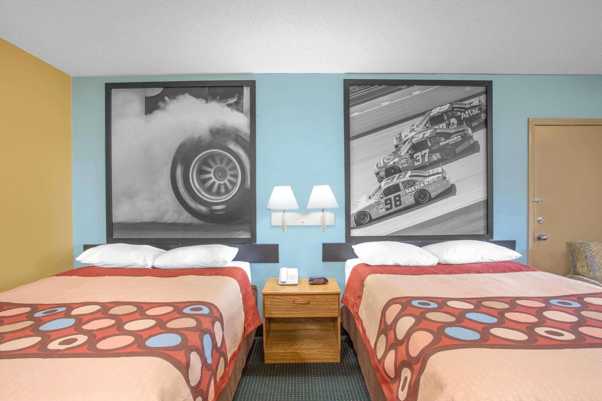 ซูเปอร์ 8 บาย วินด์แฮม ดันน์ Motel ภายนอก รูปภาพ